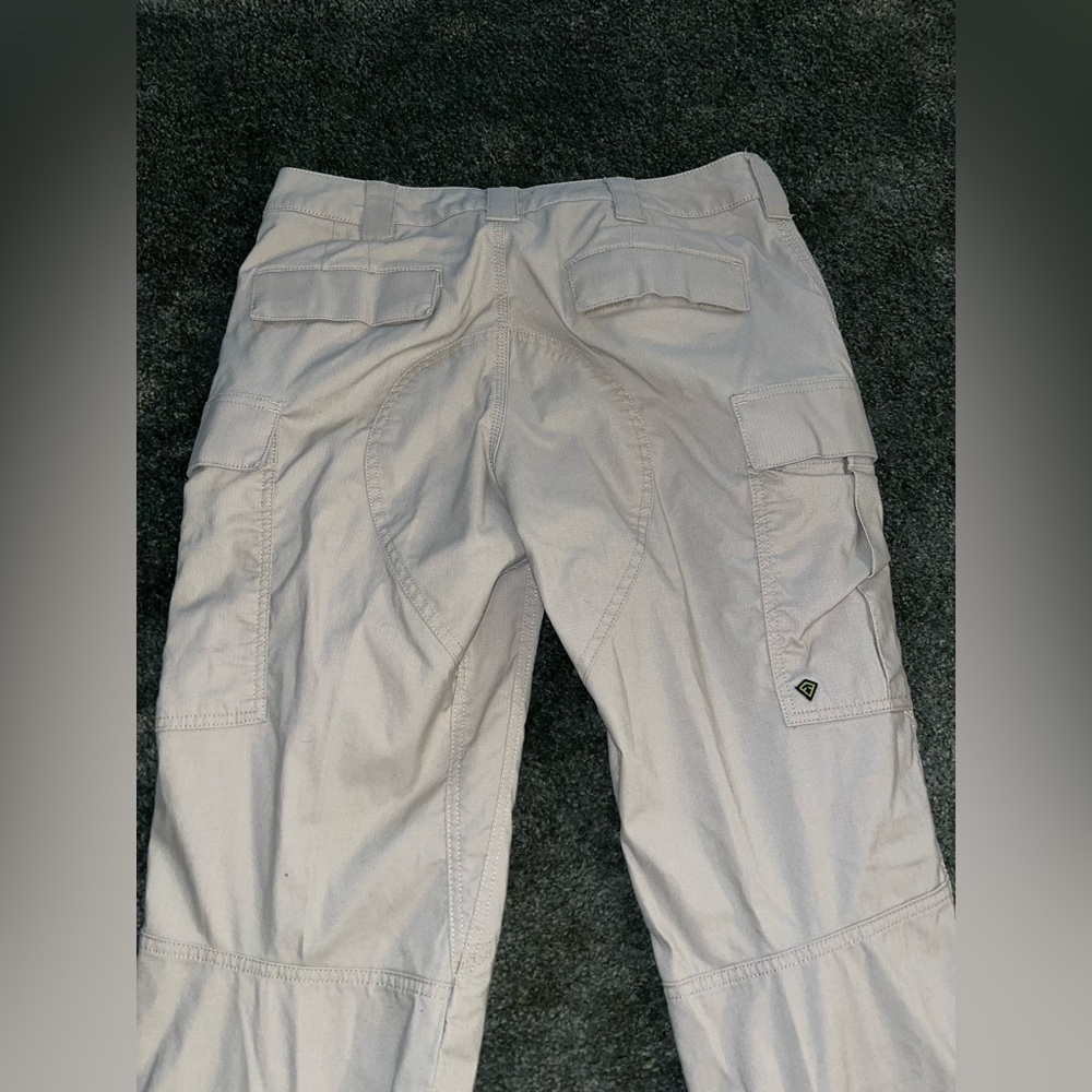 First Tactical Cargo Pants Khaki US 12/REG Women’s - Picture 4 of 5